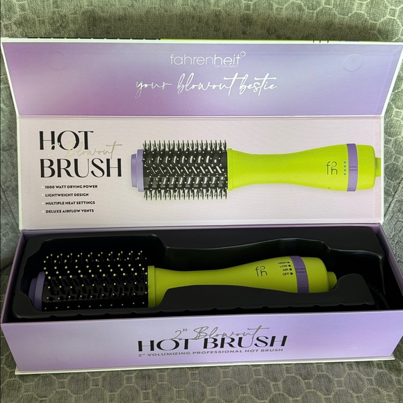 Other - Fahrenheit Hot 2” Blowout Brush
